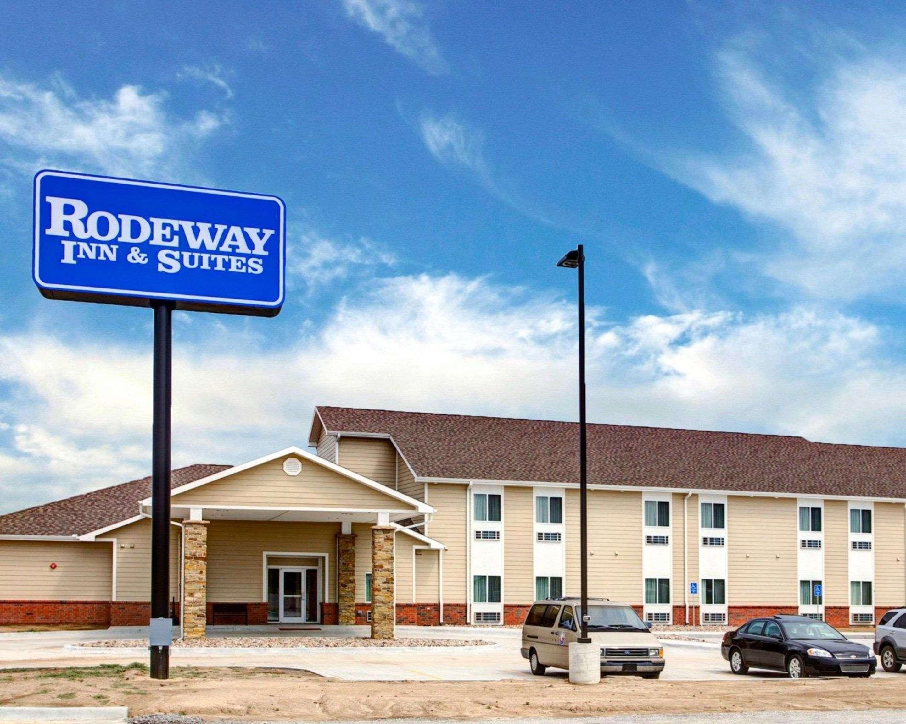 Rodeway Inn & Suites Phillipsburg Exterior photo